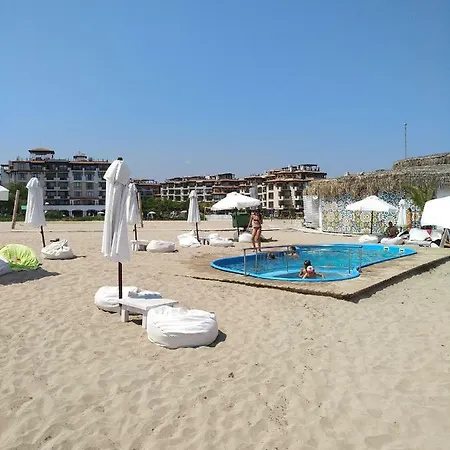 Oasis & Spa Studio 1 * Lozenets