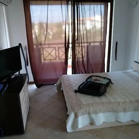 Апартамент Oasis & Spa Studio 1